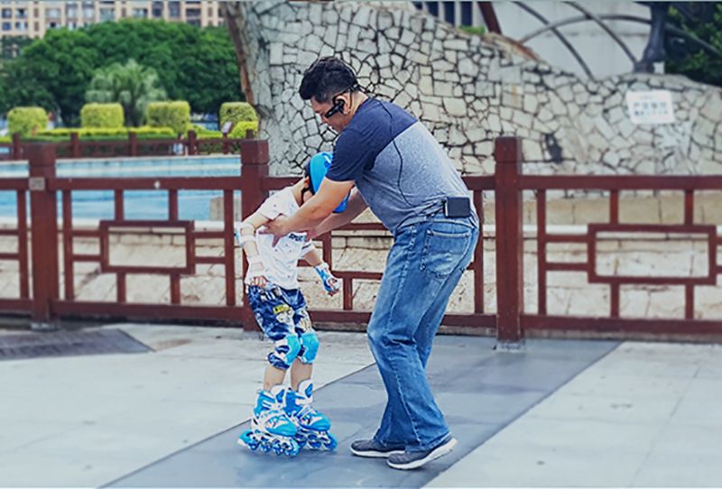 Remote Hand Free Head Action 4K Mini DV Camera Consumer Camcorders with Earphone WiFi